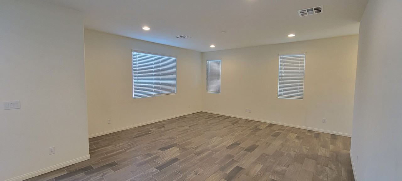 4234 Enchanting Sky Ave - Photo 5 of 32
