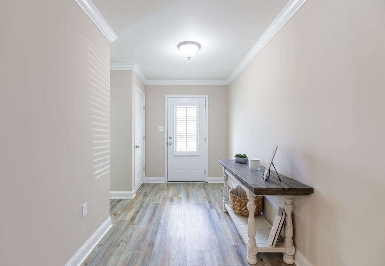 3679 Deidra Miller Cir - Photo 2 of 18