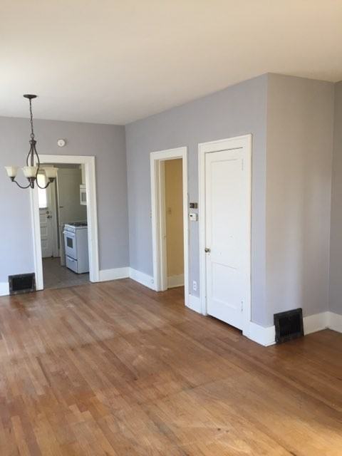 1229 17th Ave - Photo 6 of 10