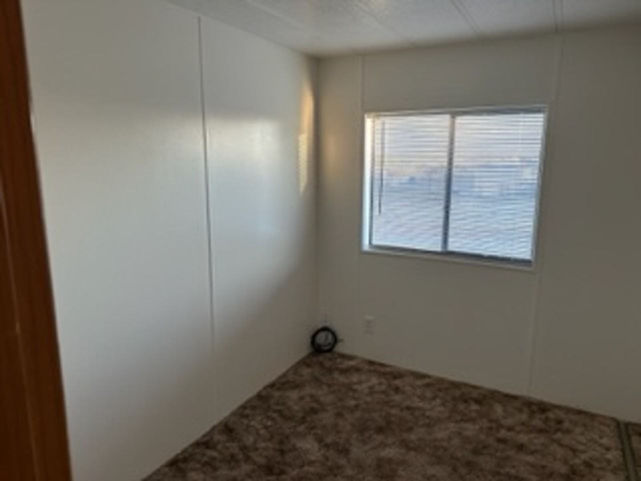 678 Dillon Dr - Photo 4 of 27