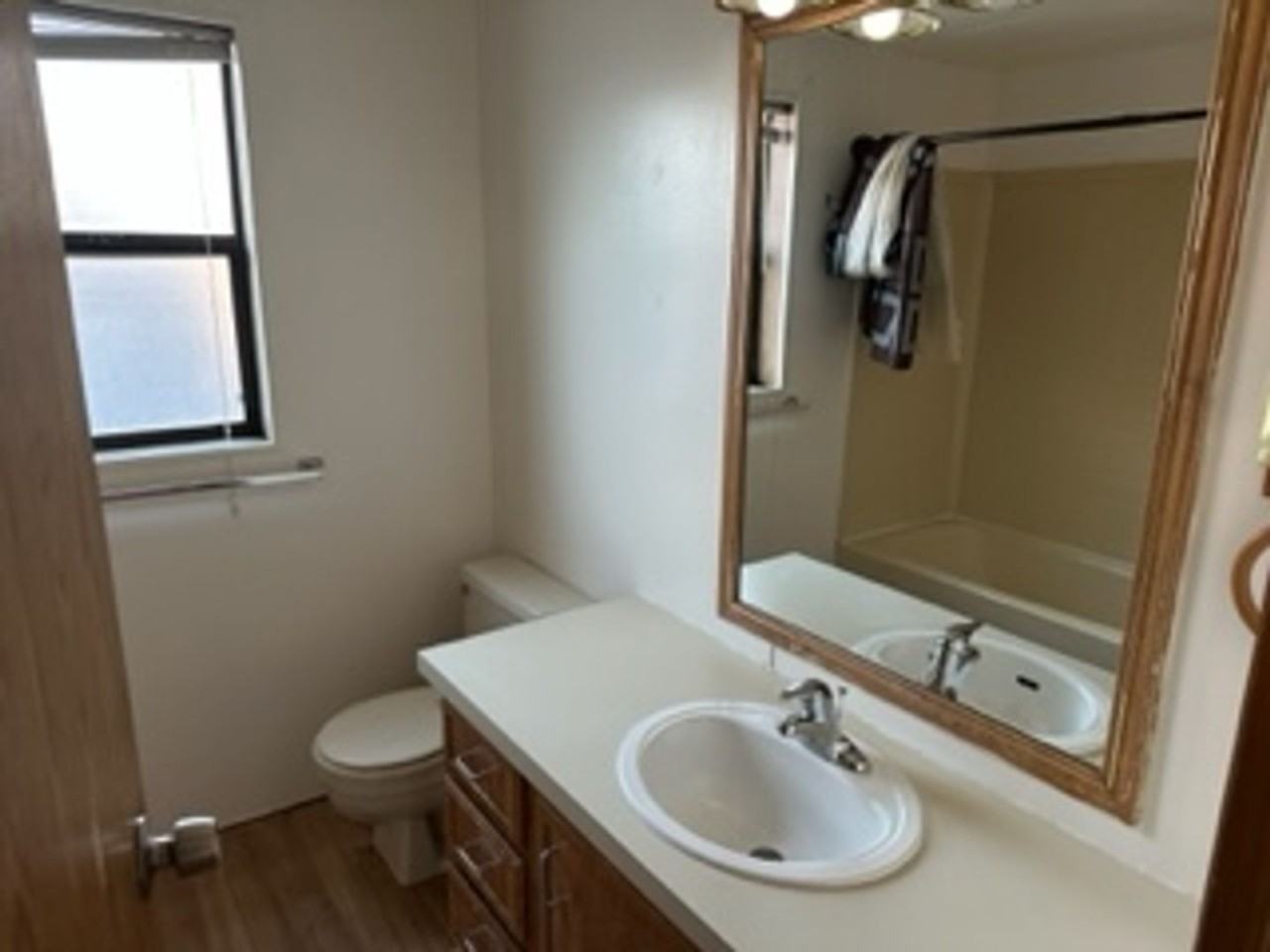 678 Dillon Dr - Photo 7 of 27