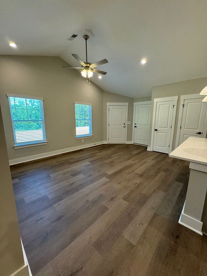 147 Brawley Villas Pl - Photo 4 of 20