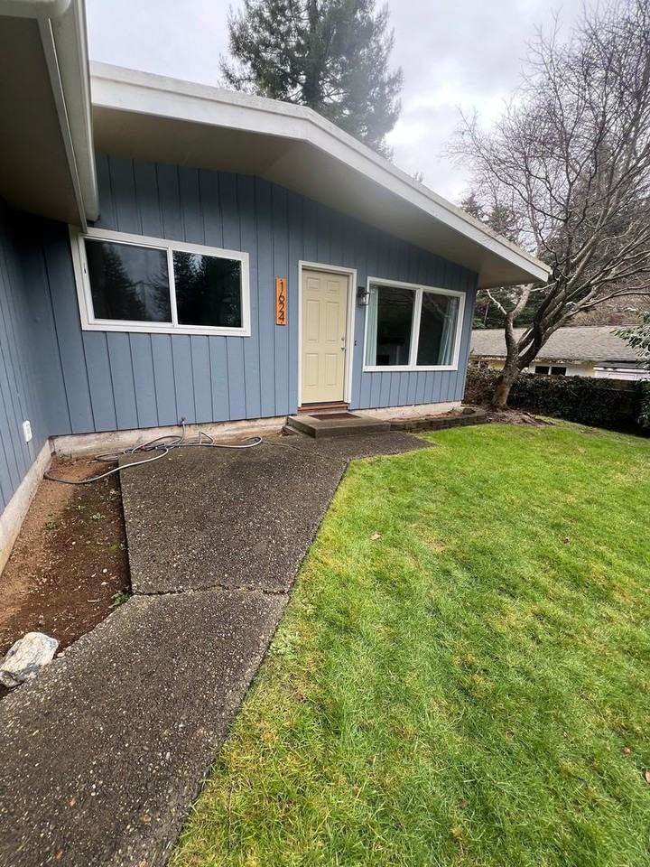 1624 N 17th St - Photo 2 of 13