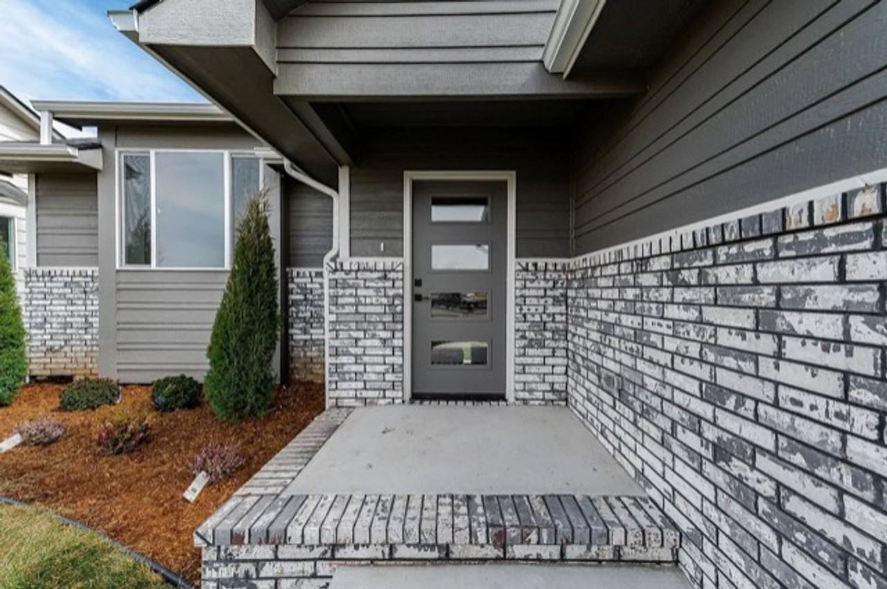 1256 E Outland Ct - Photo 3 of 24