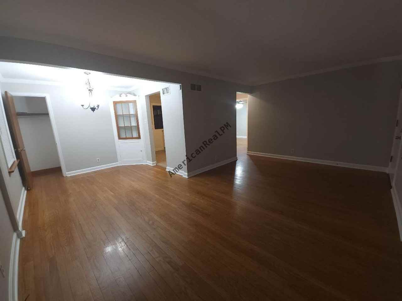 9633 Duluth Dr - Photo 5 of 31