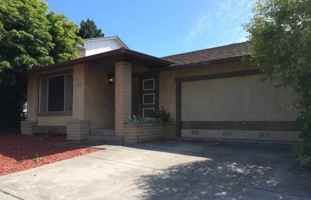 featured image of 1215 Club Dr