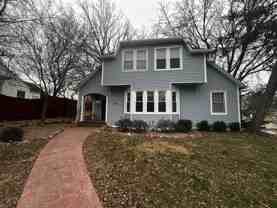 2325 W Circle Dr - Photo 1 of 1