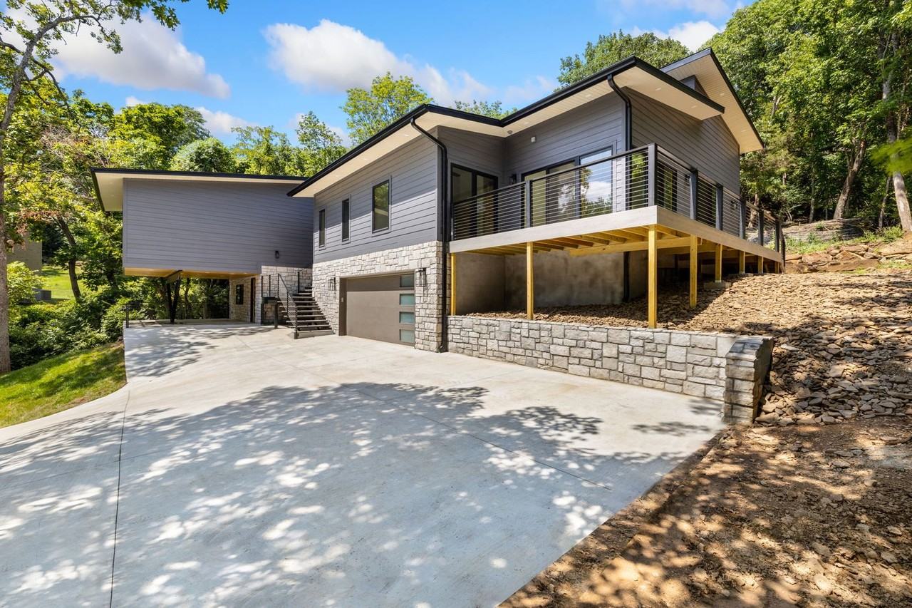 618 N Rockcliff Rd - Photo 2 of 37