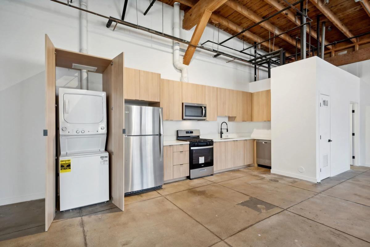 2349 S Santa Fe Ave - Photo 2 of 38