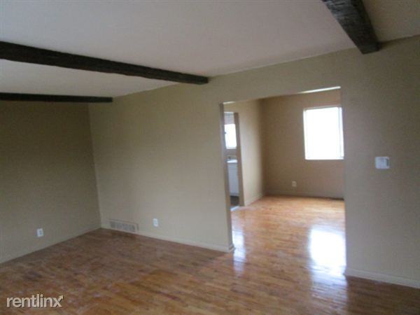 929 Springview Dr - Photo 3 of 10