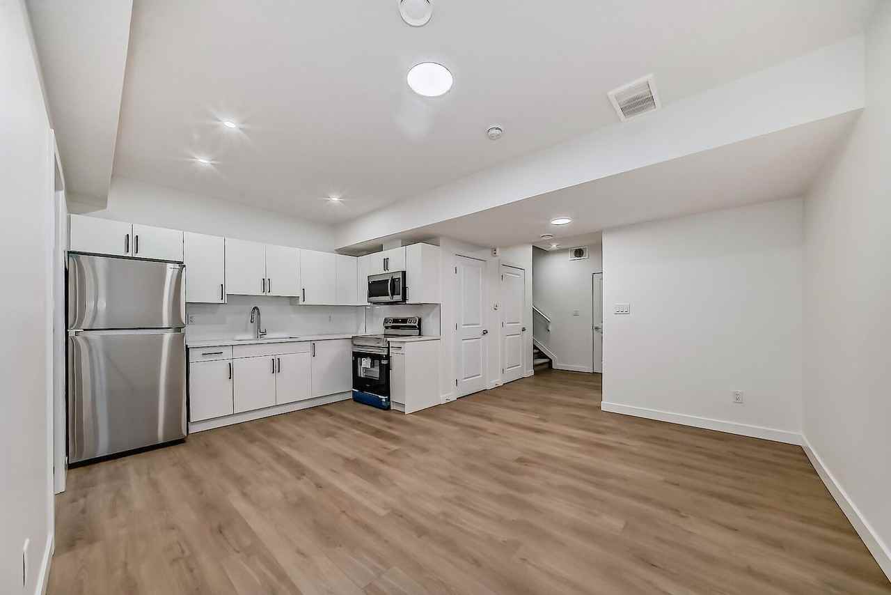 1520 Siskin Link Northwest - Photo 5 of 11