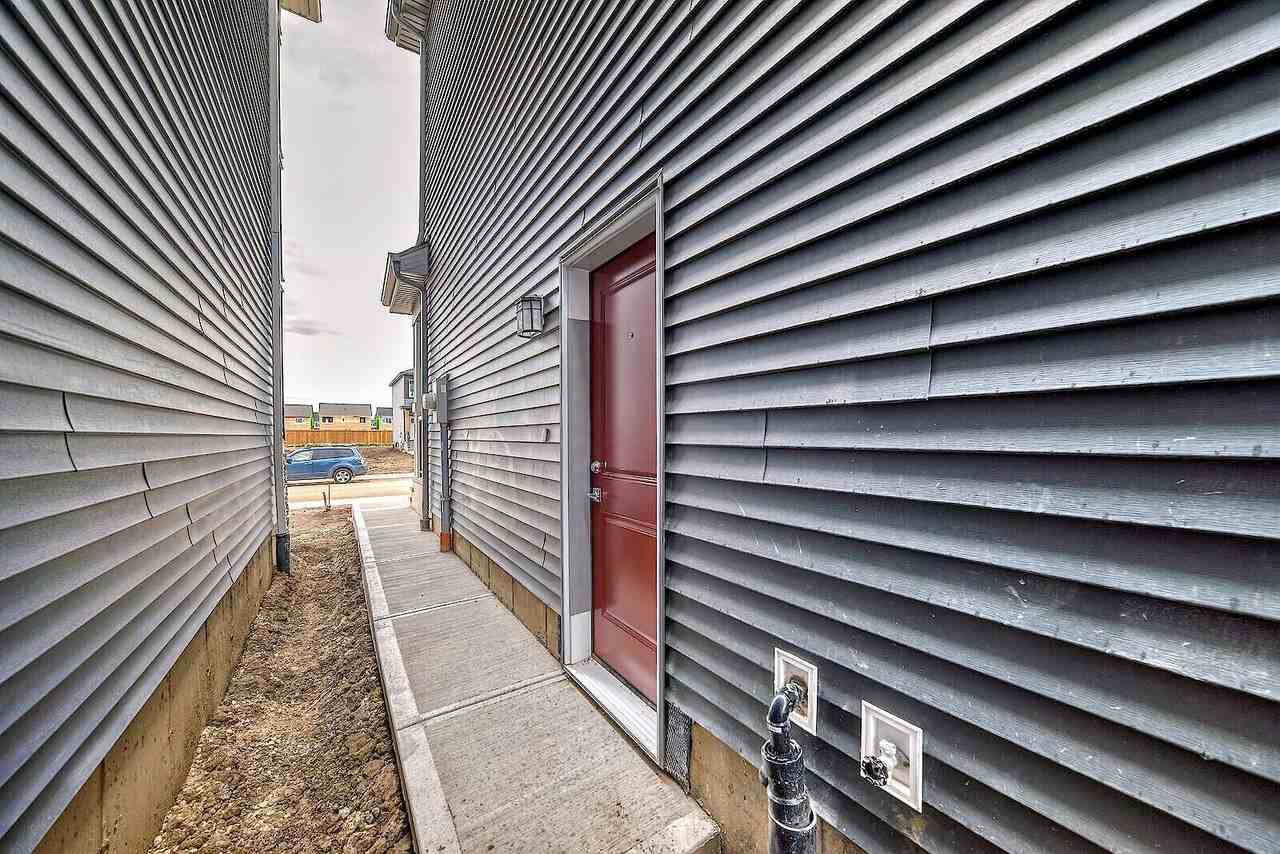 1520 Siskin Link Northwest - Photo 2 of 11