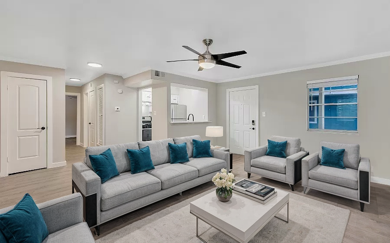 Hidden Gardens - Photo 2 of 23