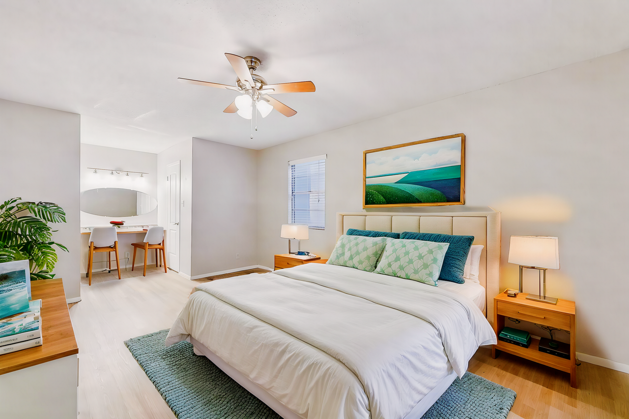 Hidden Gardens - Photo 4 of 23