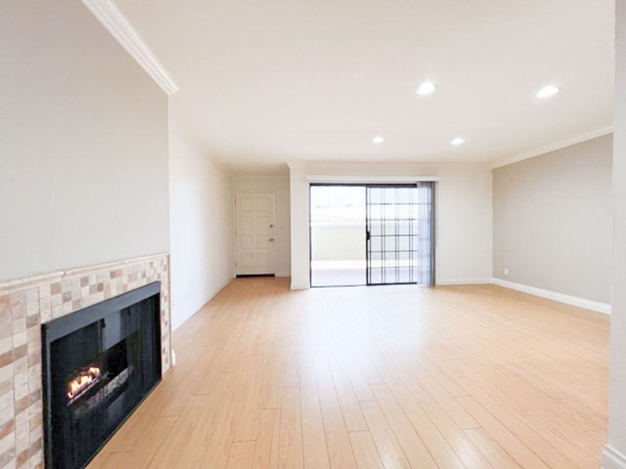5452 Alvern - Photo 2 of 28