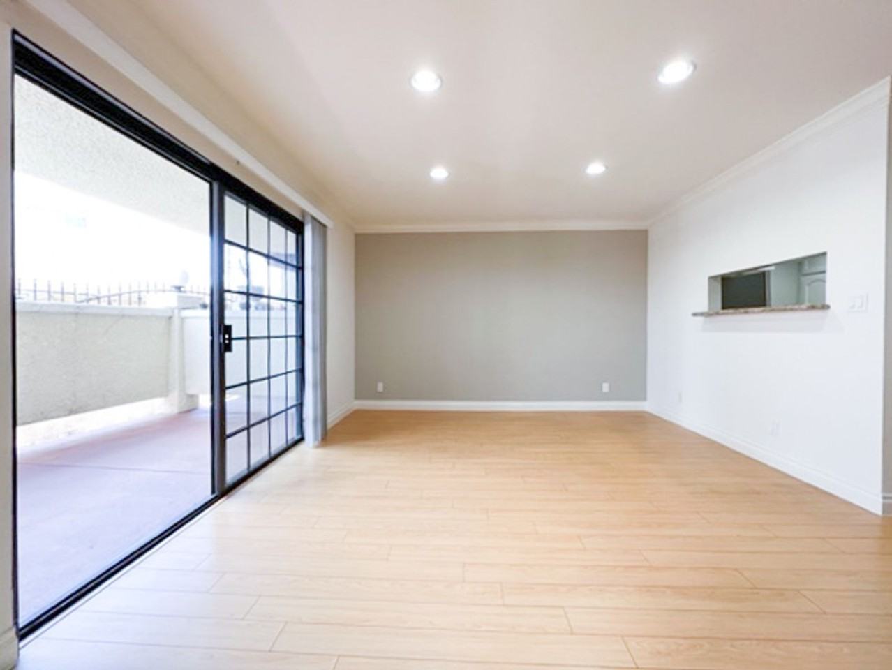 5452 Alvern - Photo 5 of 28