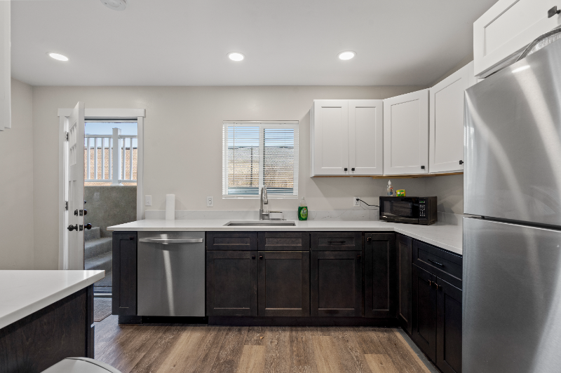 7525 S Birch St #2 - Photo 5 of 20