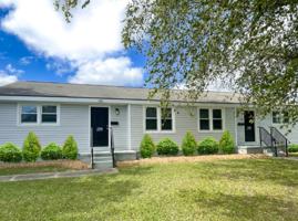 featured image of 2292 Onslow Dr