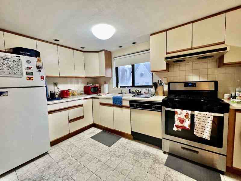 1 Main St - Photo 2 of 7