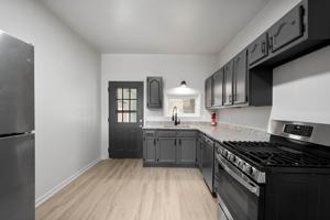 featured image of 427 Russellwood Ave
