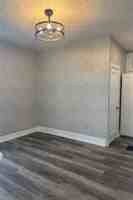 featured image of 214 E 7th Pl