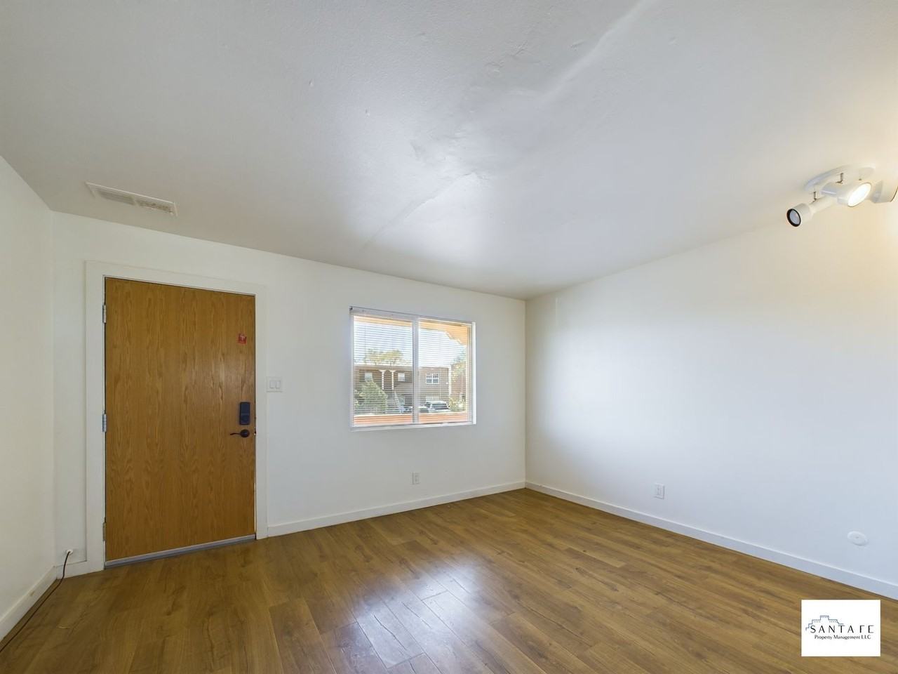Rufina Street Apartments -3230 - Photo 5 of 22