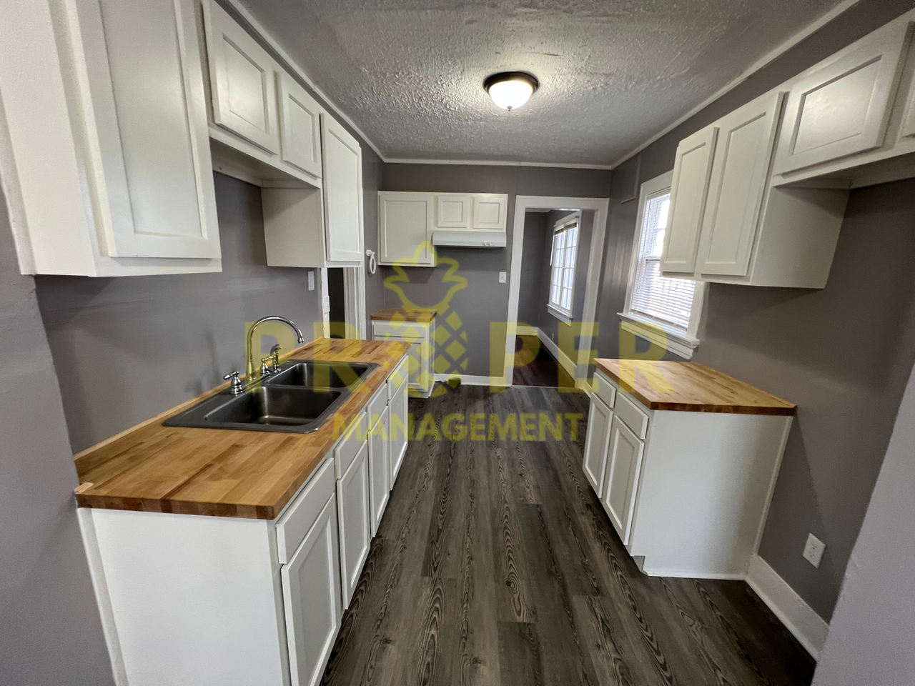 148 Victor Ave - Photo 2 of 11