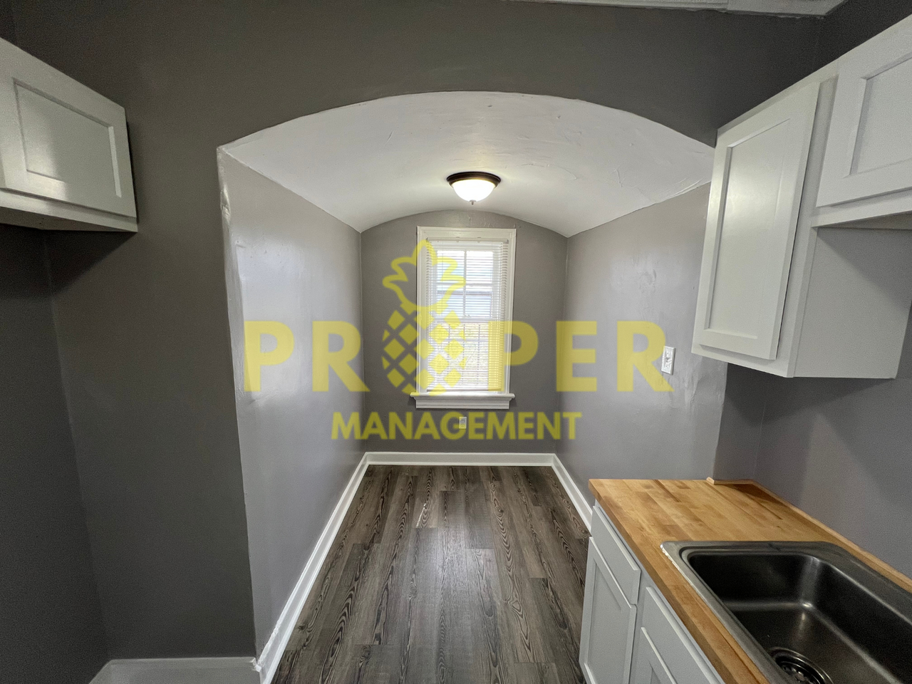 148 Victor Ave - Photo 3 of 11