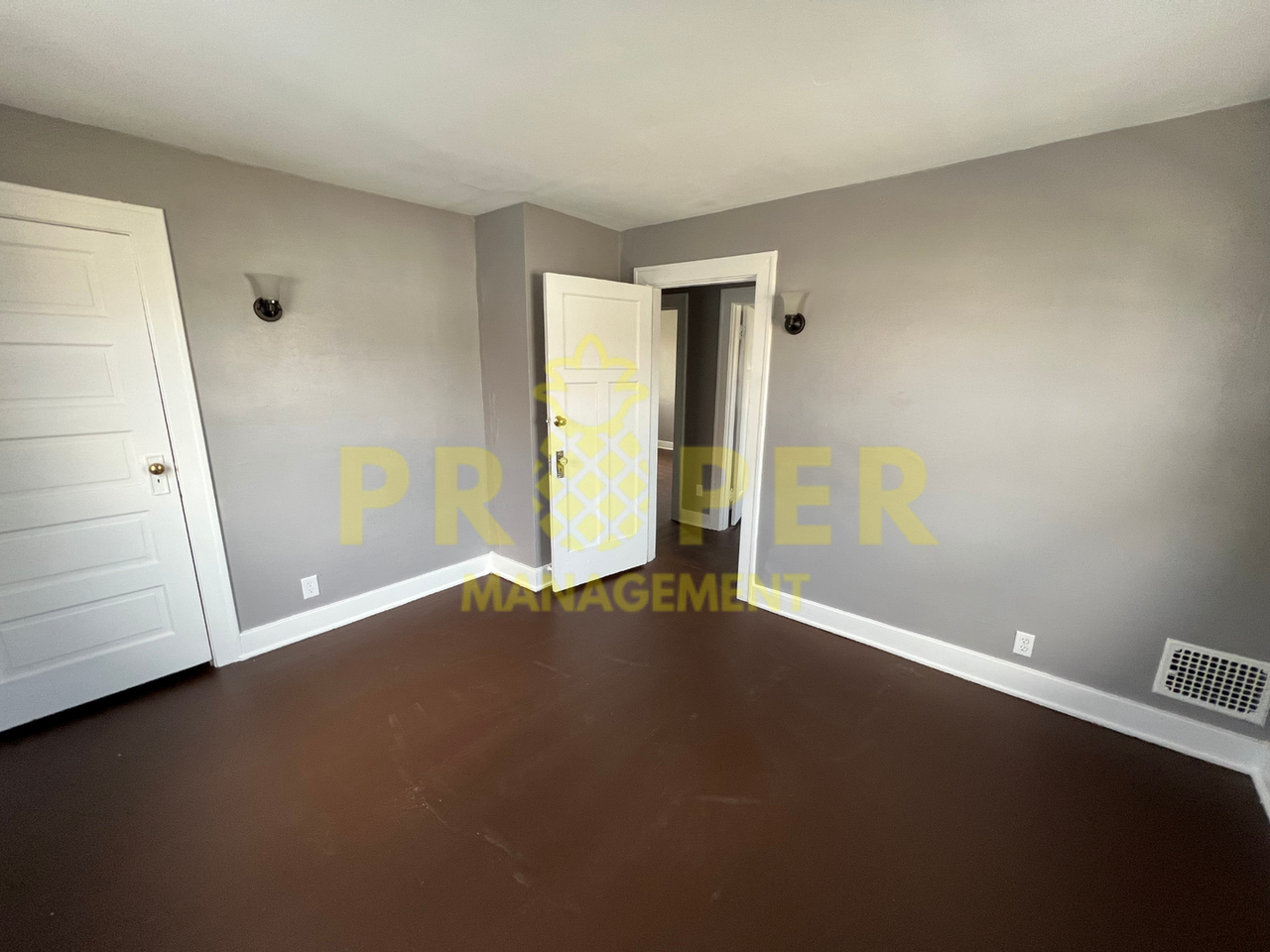 148 Victor Ave - Photo 5 of 11