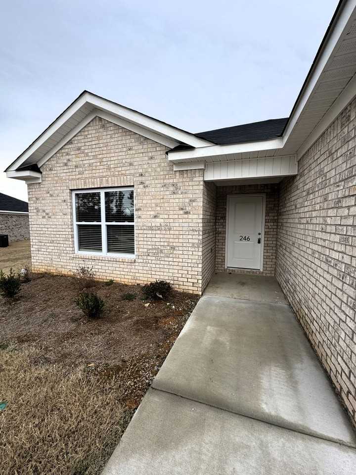 246 Hope Ridge Dr - Photo 2 of 22