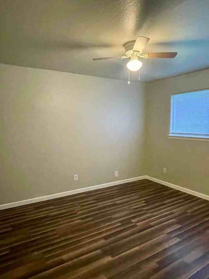 1152 Echo Rd - Photo 7 of 14