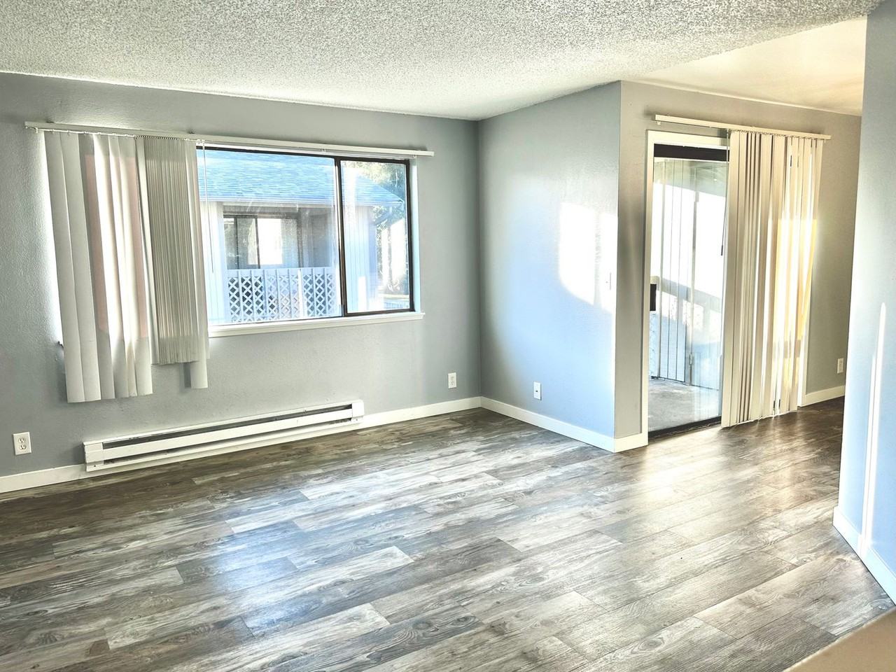925 18th St Ne - Photo 5 of 12