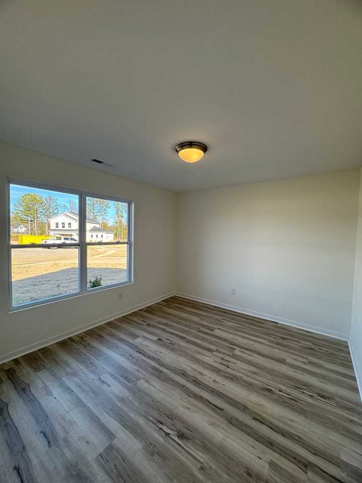 248 Hope Ridge Dr - Photo 2 of 22
