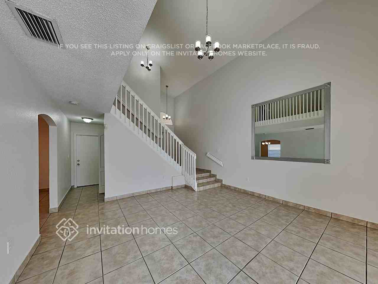 7866 Nw 193rd Ter - Photo 4 of 19