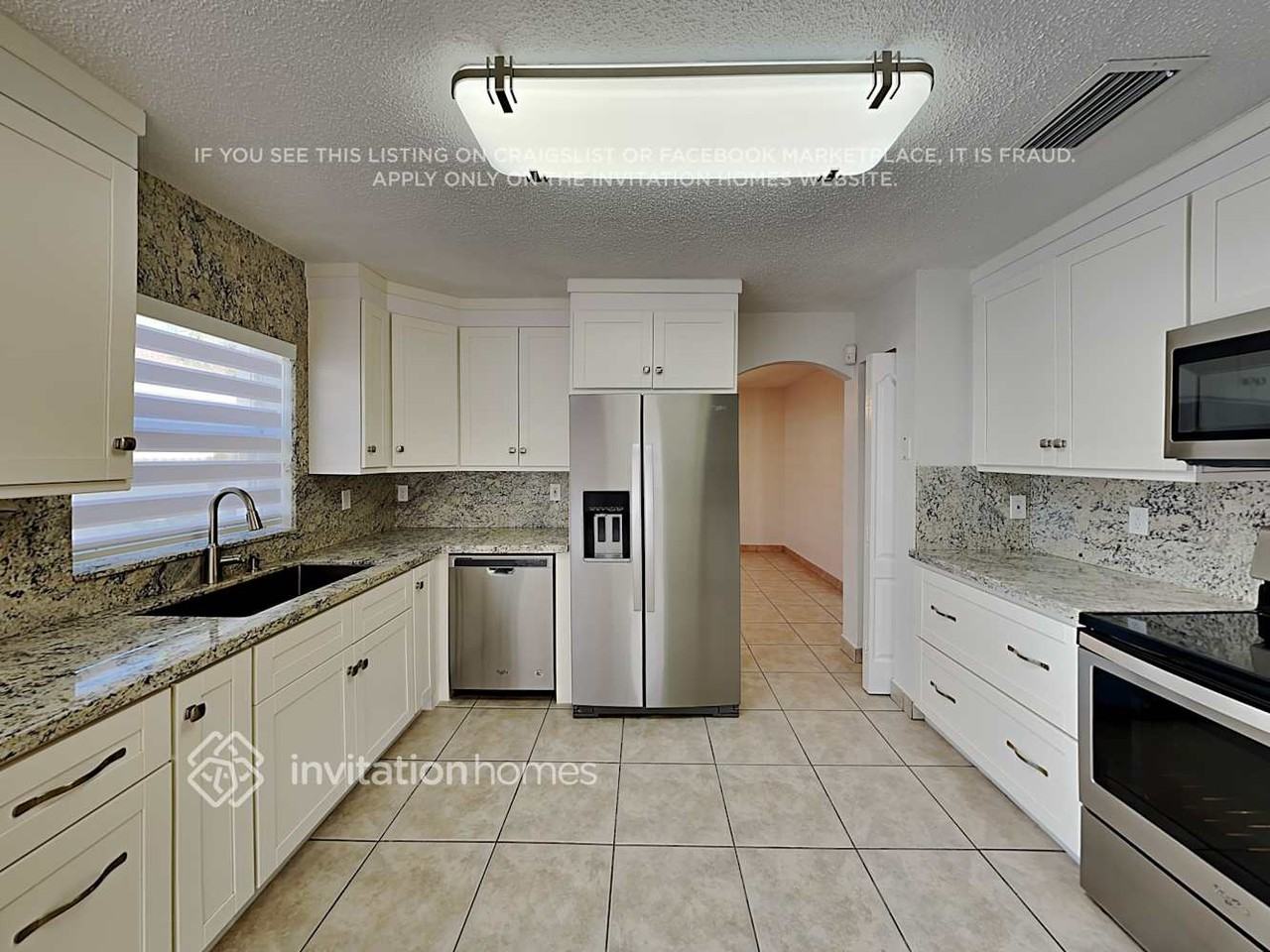 7866 Nw 193rd Ter - Photo 7 of 19