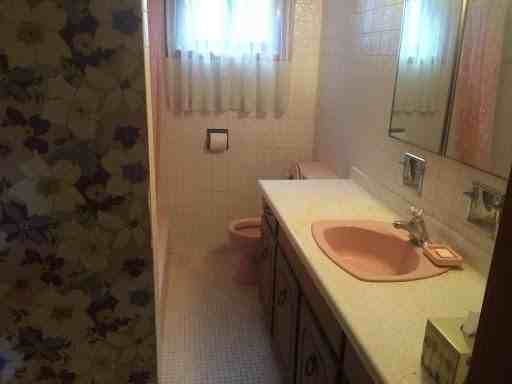 3541 Cawthra Rd - Photo 2 of 2
