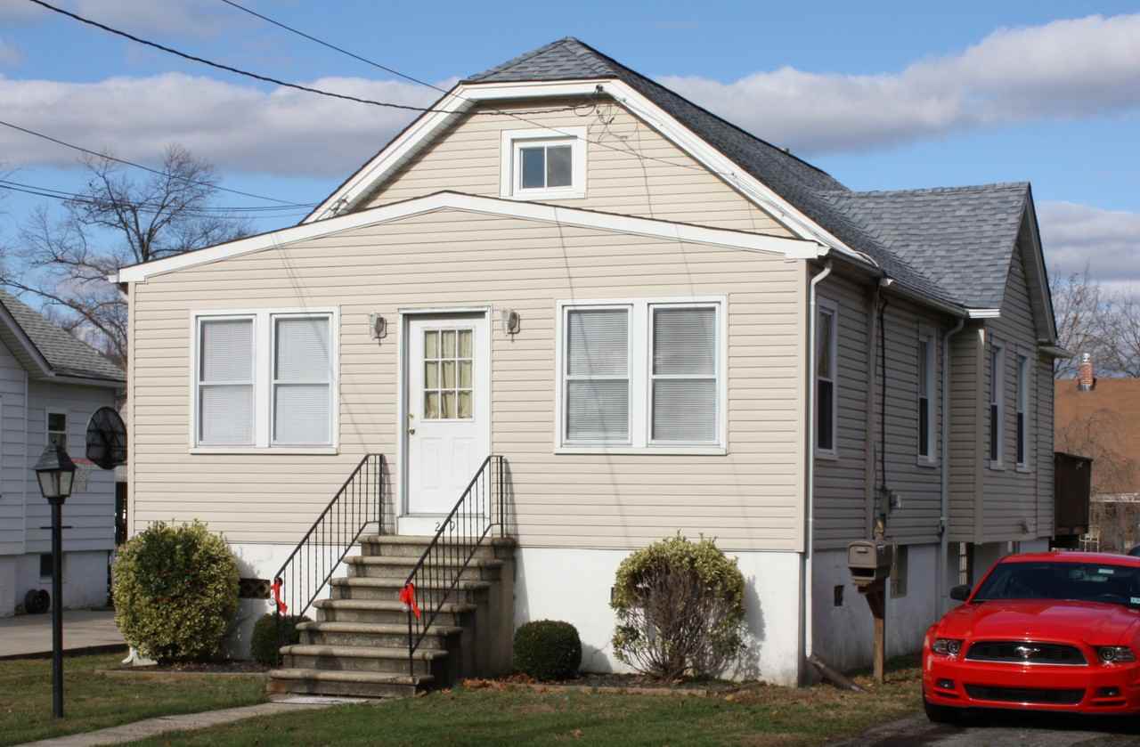 219 E Park Ave - Photo 3 of 15