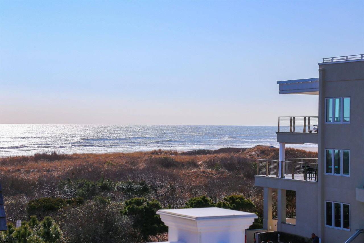 403 20th St S - Photo 2 of 50