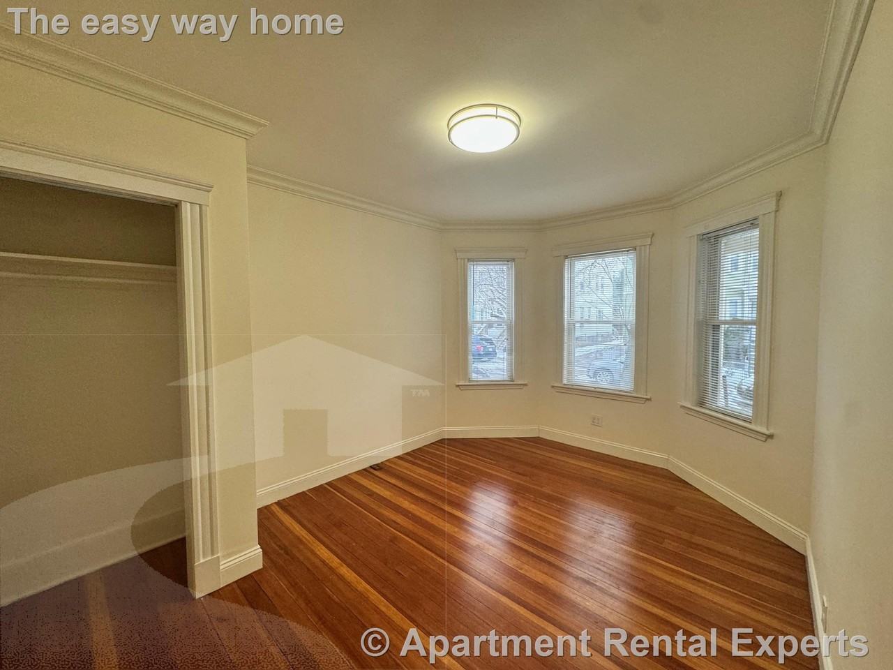 65 Conwell Ave #1 - Photo 3 of 13