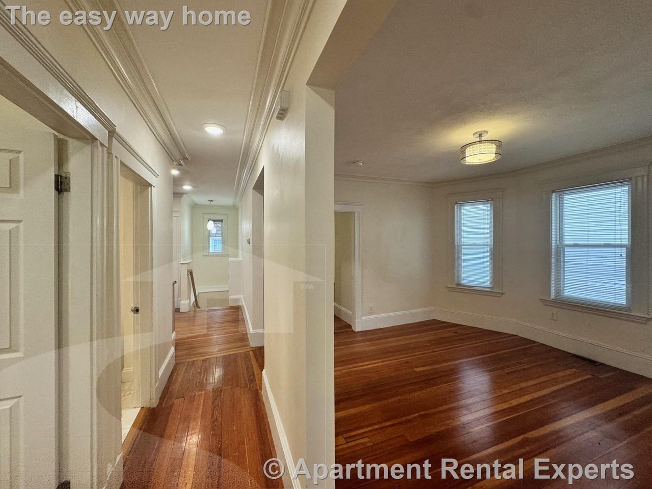 65 Conwell Ave #1 - Photo 4 of 13