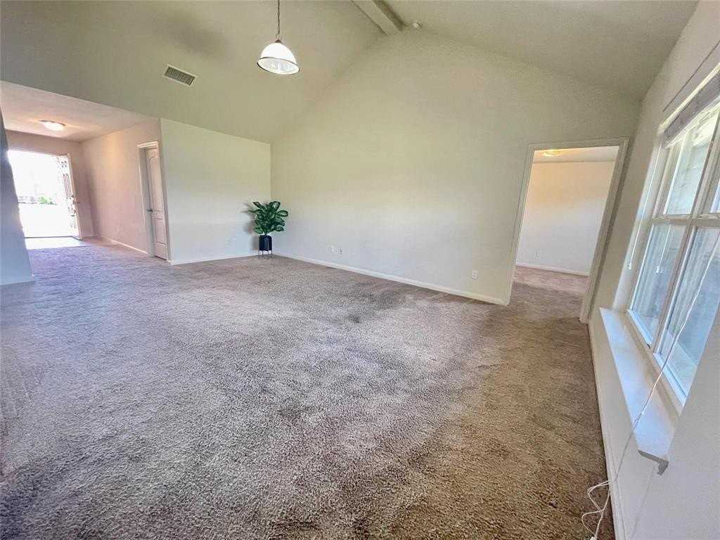 1608 Blackburn Way - Photo 3 of 18