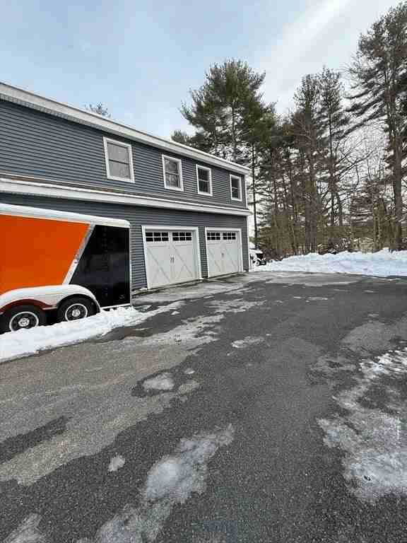 19 Kensington Dr - Photo 2 of 13