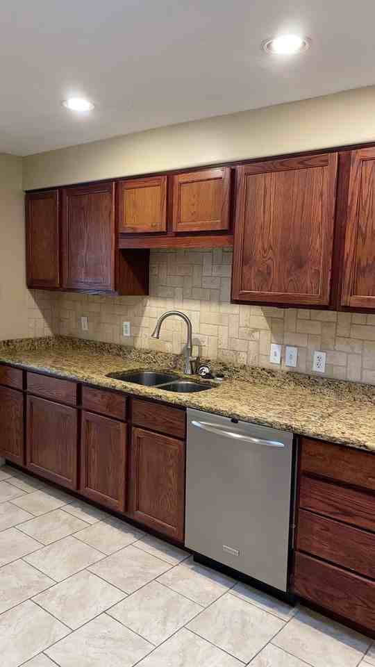 3529 Suffolk Dr - Photo 5 of 27