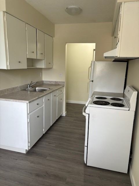 4362 Maywood Street - Photo 5 of 10