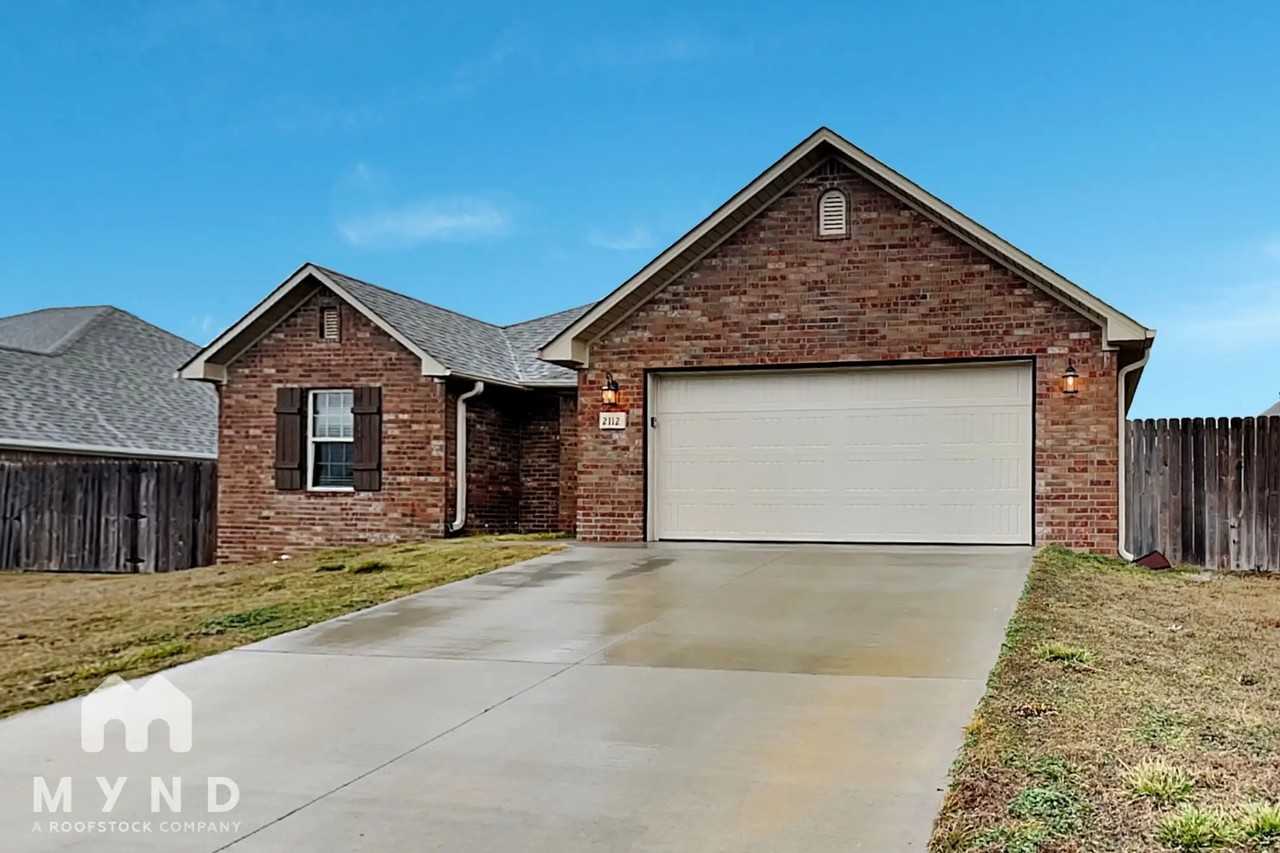 2112 Misti Woods St - Photo 2 of 26