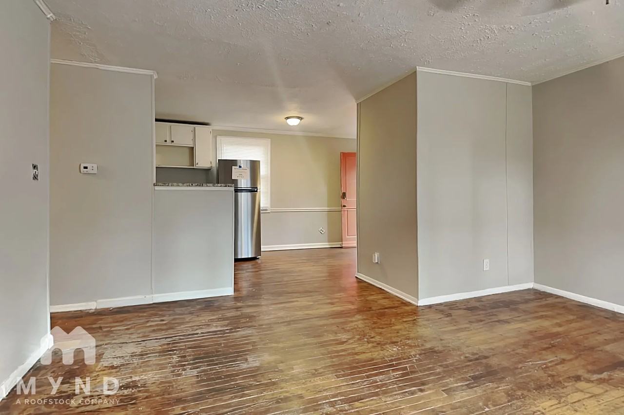 3344 Ruby H Harper Blvd Se - Photo 2 of 16