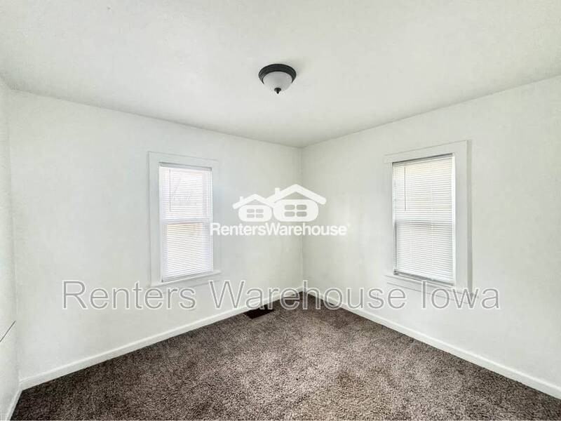 1534 63rd St - Photo 7 of 15