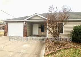 featured image of 1108 N Fair St #D