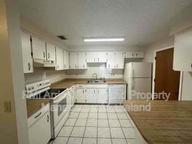 239 Village Crest Ct - Photo 6 of 9