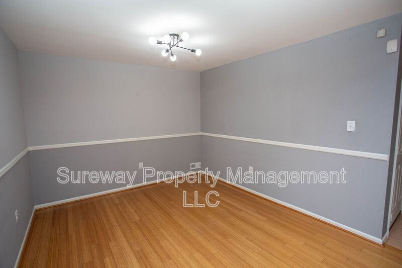 605 Doral Dr - Photo 7 of 36